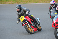 enduro-digital-images;event-digital-images;eventdigitalimages;mallory-park;mallory-park-photographs;mallory-park-trackday;mallory-park-trackday-photographs;no-limits-trackdays;peter-wileman-photography;racing-digital-images;trackday-digital-images;trackday-photos