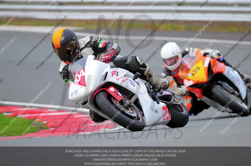 enduro digital images;event digital images;eventdigitalimages;no limits trackdays;oulton no limits trackday;oulton park cheshire;oulton trackday photographs;peter wileman photography;racing digital images;trackday digital images;trackday photos