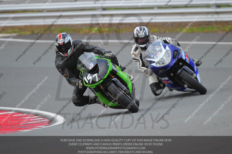 enduro digital images;event digital images;eventdigitalimages;no limits trackdays;oulton no limits trackday;oulton park cheshire;oulton trackday photographs;peter wileman photography;racing digital images;trackday digital images;trackday photos