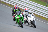 enduro-digital-images;event-digital-images;eventdigitalimages;no-limits-trackdays;oulton-no-limits-trackday;oulton-park-cheshire;oulton-trackday-photographs;peter-wileman-photography;racing-digital-images;trackday-digital-images;trackday-photos