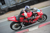 enduro-digital-images;event-digital-images;eventdigitalimages;no-limits-trackdays;oulton-no-limits-trackday;oulton-park-cheshire;oulton-trackday-photographs;peter-wileman-photography;racing-digital-images;trackday-digital-images;trackday-photos