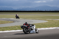 anglesey-no-limits-trackday;anglesey-photographs;anglesey-trackday-photographs;enduro-digital-images;event-digital-images;eventdigitalimages;no-limits-trackdays;peter-wileman-photography;racing-digital-images;trac-mon;trackday-digital-images;trackday-photos;ty-croes