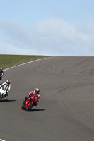 anglesey-no-limits-trackday;anglesey-photographs;anglesey-trackday-photographs;enduro-digital-images;event-digital-images;eventdigitalimages;no-limits-trackdays;peter-wileman-photography;racing-digital-images;trac-mon;trackday-digital-images;trackday-photos;ty-croes