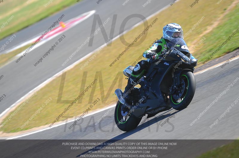 anglesey photographs;bedford no limits trackday;bedford trackday photographs;enduro digital images;event digital images;eventdigitalimages;no limits trackdays;peter wileman photography;racing digital images;trac mon;trackday digital images;trackday photos;ty croes