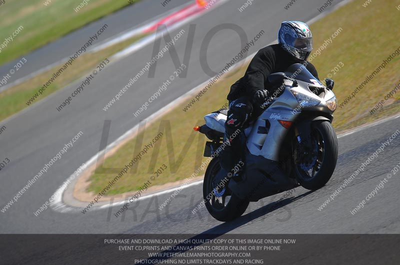 anglesey photographs;bedford no limits trackday;bedford trackday photographs;enduro digital images;event digital images;eventdigitalimages;no limits trackdays;peter wileman photography;racing digital images;trac mon;trackday digital images;trackday photos;ty croes