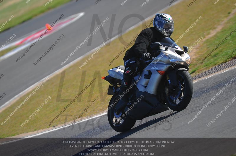 anglesey photographs;bedford no limits trackday;bedford trackday photographs;enduro digital images;event digital images;eventdigitalimages;no limits trackdays;peter wileman photography;racing digital images;trac mon;trackday digital images;trackday photos;ty croes