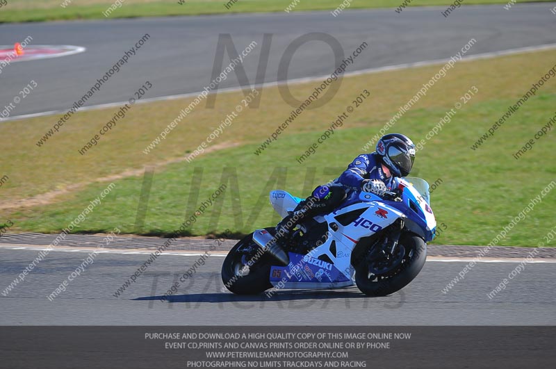 anglesey photographs;bedford no limits trackday;bedford trackday photographs;enduro digital images;event digital images;eventdigitalimages;no limits trackdays;peter wileman photography;racing digital images;trac mon;trackday digital images;trackday photos;ty croes