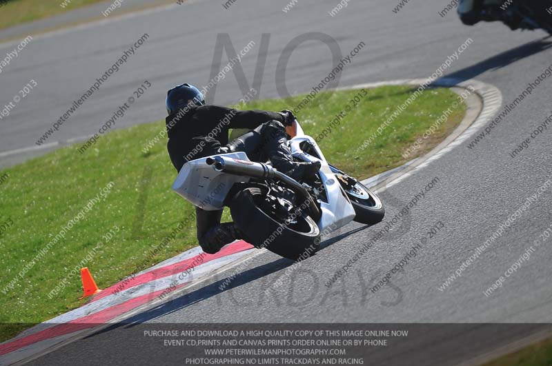 anglesey photographs;bedford no limits trackday;bedford trackday photographs;enduro digital images;event digital images;eventdigitalimages;no limits trackdays;peter wileman photography;racing digital images;trac mon;trackday digital images;trackday photos;ty croes