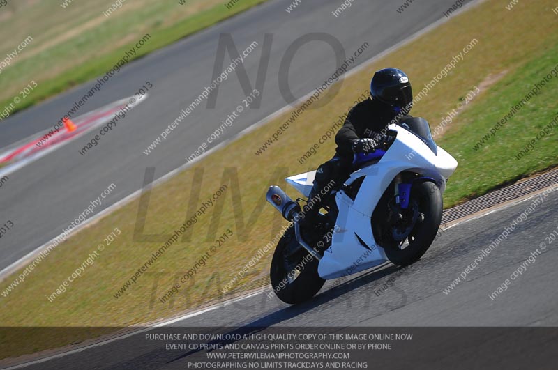 anglesey photographs;bedford no limits trackday;bedford trackday photographs;enduro digital images;event digital images;eventdigitalimages;no limits trackdays;peter wileman photography;racing digital images;trac mon;trackday digital images;trackday photos;ty croes
