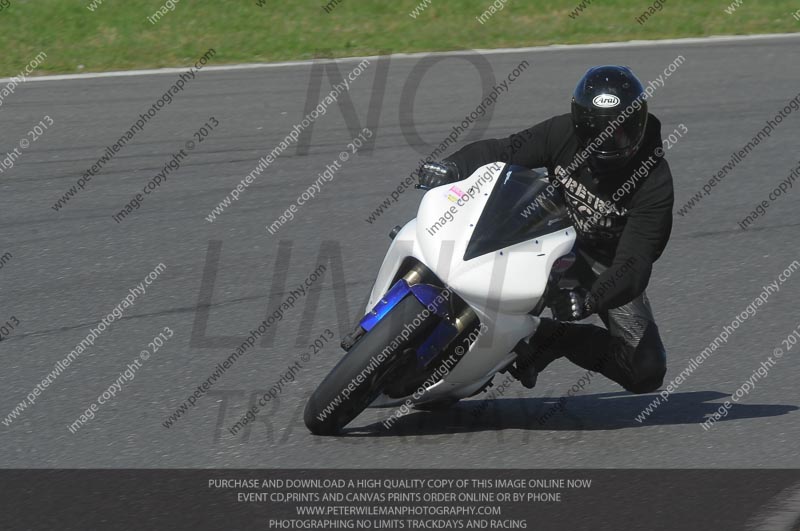 anglesey photographs;bedford no limits trackday;bedford trackday photographs;enduro digital images;event digital images;eventdigitalimages;no limits trackdays;peter wileman photography;racing digital images;trac mon;trackday digital images;trackday photos;ty croes