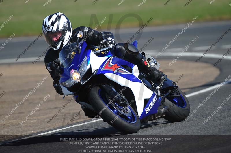 anglesey photographs;bedford no limits trackday;bedford trackday photographs;enduro digital images;event digital images;eventdigitalimages;no limits trackdays;peter wileman photography;racing digital images;trac mon;trackday digital images;trackday photos;ty croes