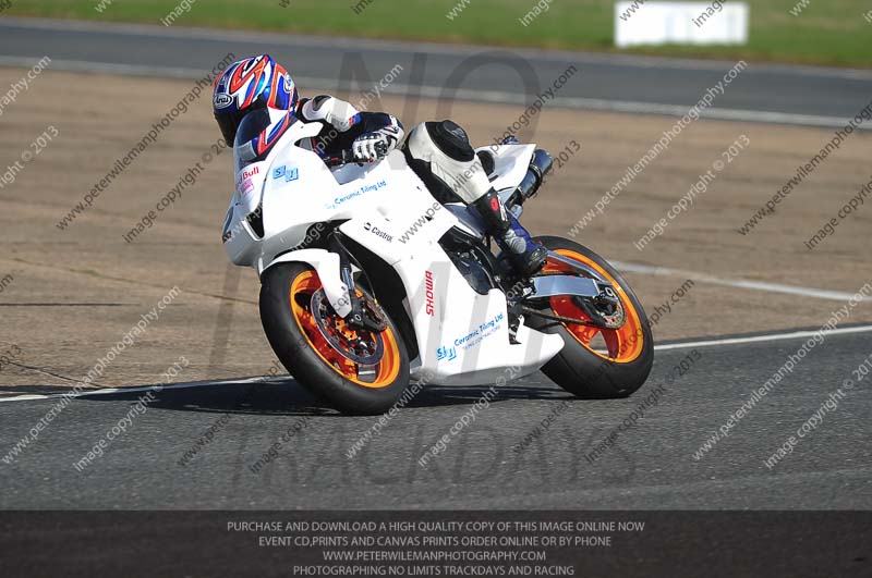 anglesey photographs;bedford no limits trackday;bedford trackday photographs;enduro digital images;event digital images;eventdigitalimages;no limits trackdays;peter wileman photography;racing digital images;trac mon;trackday digital images;trackday photos;ty croes