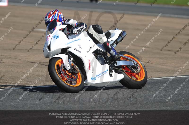 anglesey photographs;bedford no limits trackday;bedford trackday photographs;enduro digital images;event digital images;eventdigitalimages;no limits trackdays;peter wileman photography;racing digital images;trac mon;trackday digital images;trackday photos;ty croes