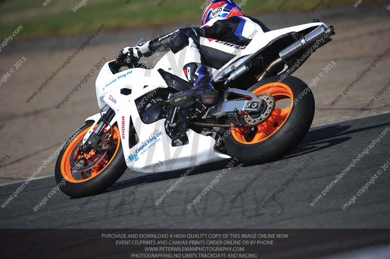 anglesey photographs;bedford no limits trackday;bedford trackday photographs;enduro digital images;event digital images;eventdigitalimages;no limits trackdays;peter wileman photography;racing digital images;trac mon;trackday digital images;trackday photos;ty croes