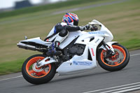 anglesey-photographs;bedford-no-limits-trackday;bedford-trackday-photographs;enduro-digital-images;event-digital-images;eventdigitalimages;no-limits-trackdays;peter-wileman-photography;racing-digital-images;trac-mon;trackday-digital-images;trackday-photos;ty-croes