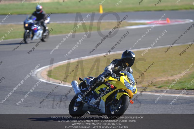 anglesey photographs;bedford no limits trackday;bedford trackday photographs;enduro digital images;event digital images;eventdigitalimages;no limits trackdays;peter wileman photography;racing digital images;trac mon;trackday digital images;trackday photos;ty croes