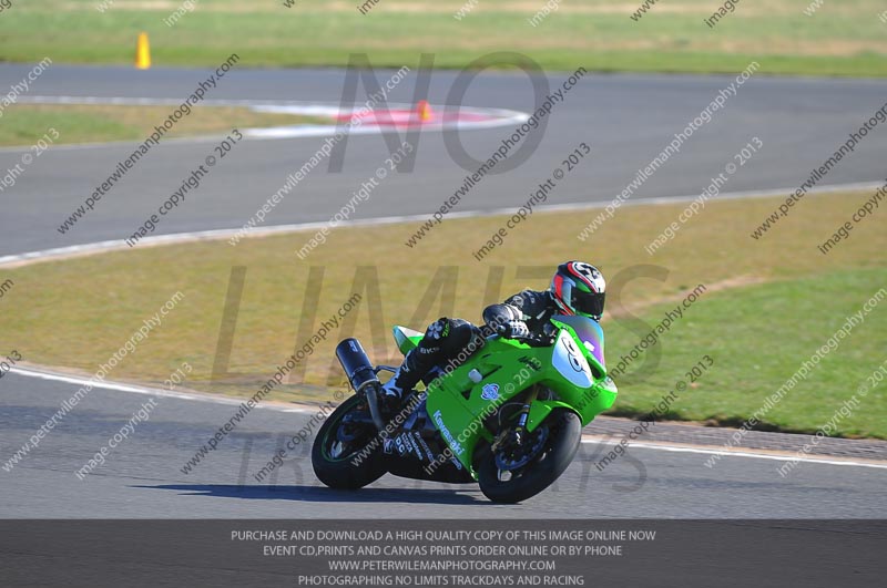 anglesey photographs;bedford no limits trackday;bedford trackday photographs;enduro digital images;event digital images;eventdigitalimages;no limits trackdays;peter wileman photography;racing digital images;trac mon;trackday digital images;trackday photos;ty croes