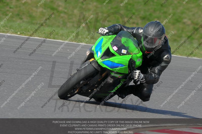 anglesey photographs;bedford no limits trackday;bedford trackday photographs;enduro digital images;event digital images;eventdigitalimages;no limits trackdays;peter wileman photography;racing digital images;trac mon;trackday digital images;trackday photos;ty croes