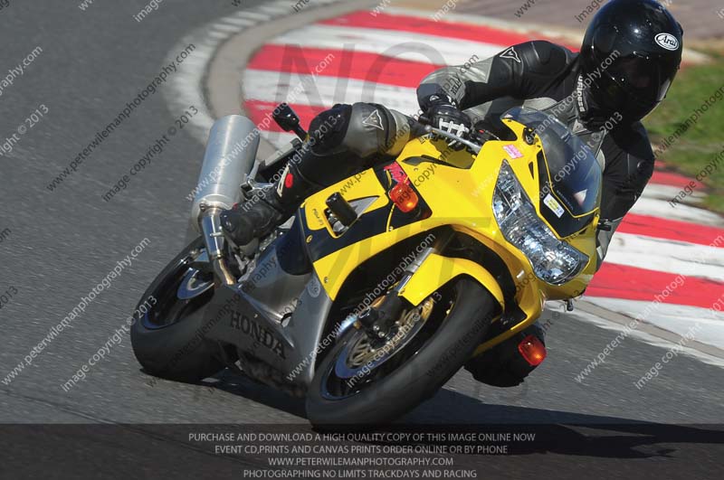 anglesey photographs;bedford no limits trackday;bedford trackday photographs;enduro digital images;event digital images;eventdigitalimages;no limits trackdays;peter wileman photography;racing digital images;trac mon;trackday digital images;trackday photos;ty croes