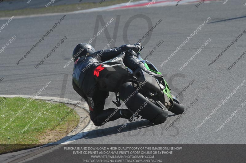 anglesey photographs;bedford no limits trackday;bedford trackday photographs;enduro digital images;event digital images;eventdigitalimages;no limits trackdays;peter wileman photography;racing digital images;trac mon;trackday digital images;trackday photos;ty croes