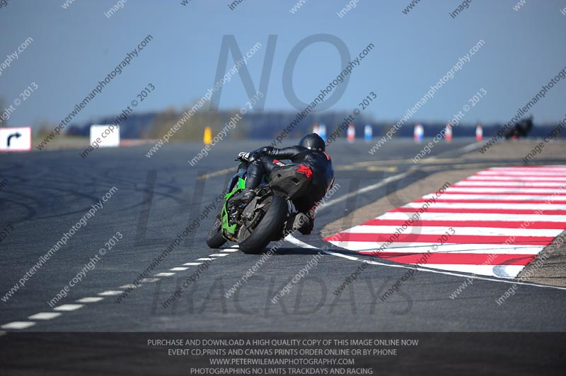 anglesey photographs;bedford no limits trackday;bedford trackday photographs;enduro digital images;event digital images;eventdigitalimages;no limits trackdays;peter wileman photography;racing digital images;trac mon;trackday digital images;trackday photos;ty croes
