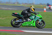 anglesey-photographs;bedford-no-limits-trackday;bedford-trackday-photographs;enduro-digital-images;event-digital-images;eventdigitalimages;no-limits-trackdays;peter-wileman-photography;racing-digital-images;trac-mon;trackday-digital-images;trackday-photos;ty-croes