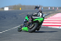 anglesey-photographs;bedford-no-limits-trackday;bedford-trackday-photographs;enduro-digital-images;event-digital-images;eventdigitalimages;no-limits-trackdays;peter-wileman-photography;racing-digital-images;trac-mon;trackday-digital-images;trackday-photos;ty-croes