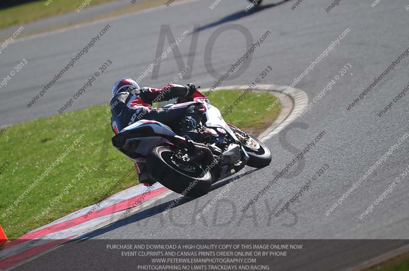 anglesey photographs;bedford no limits trackday;bedford trackday photographs;enduro digital images;event digital images;eventdigitalimages;no limits trackdays;peter wileman photography;racing digital images;trac mon;trackday digital images;trackday photos;ty croes