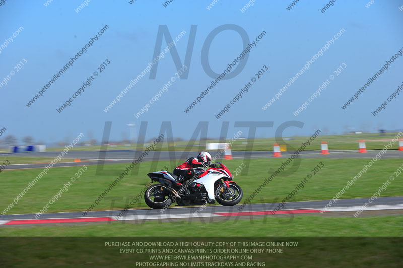 anglesey photographs;bedford no limits trackday;bedford trackday photographs;enduro digital images;event digital images;eventdigitalimages;no limits trackdays;peter wileman photography;racing digital images;trac mon;trackday digital images;trackday photos;ty croes