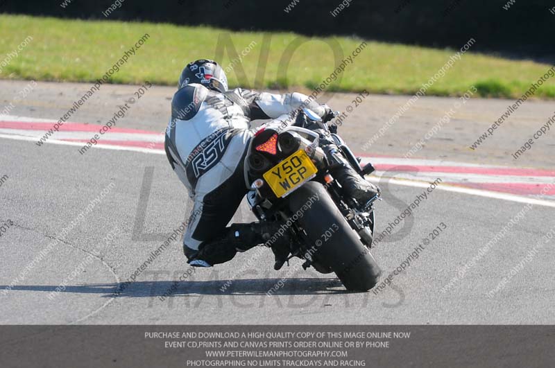 anglesey photographs;bedford no limits trackday;bedford trackday photographs;enduro digital images;event digital images;eventdigitalimages;no limits trackdays;peter wileman photography;racing digital images;trac mon;trackday digital images;trackday photos;ty croes