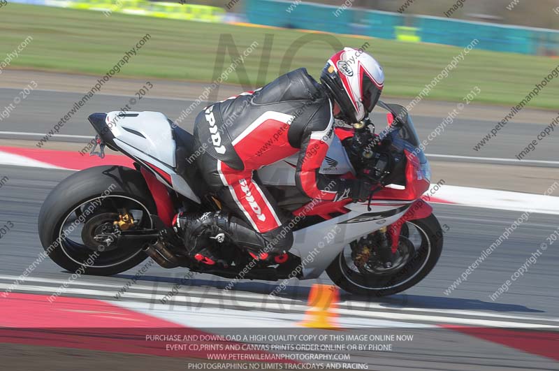 anglesey photographs;bedford no limits trackday;bedford trackday photographs;enduro digital images;event digital images;eventdigitalimages;no limits trackdays;peter wileman photography;racing digital images;trac mon;trackday digital images;trackday photos;ty croes