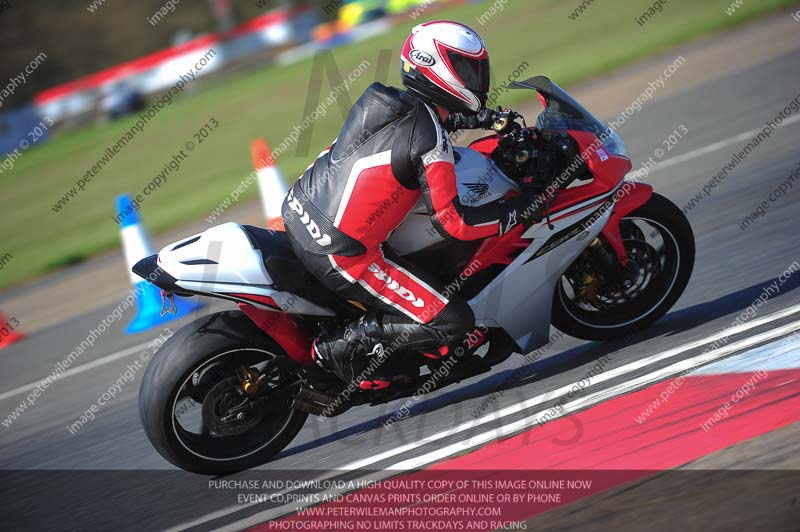 anglesey photographs;bedford no limits trackday;bedford trackday photographs;enduro digital images;event digital images;eventdigitalimages;no limits trackdays;peter wileman photography;racing digital images;trac mon;trackday digital images;trackday photos;ty croes