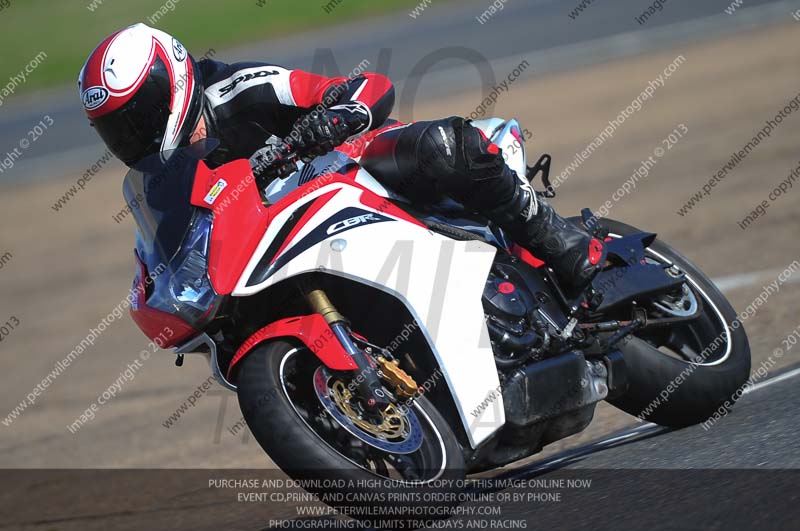 anglesey photographs;bedford no limits trackday;bedford trackday photographs;enduro digital images;event digital images;eventdigitalimages;no limits trackdays;peter wileman photography;racing digital images;trac mon;trackday digital images;trackday photos;ty croes
