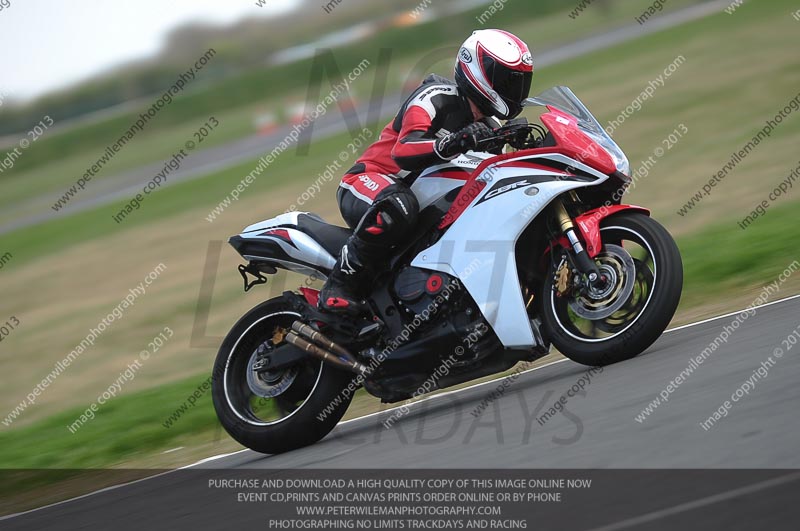 anglesey photographs;bedford no limits trackday;bedford trackday photographs;enduro digital images;event digital images;eventdigitalimages;no limits trackdays;peter wileman photography;racing digital images;trac mon;trackday digital images;trackday photos;ty croes