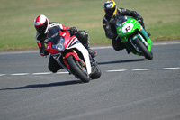 anglesey-photographs;bedford-no-limits-trackday;bedford-trackday-photographs;enduro-digital-images;event-digital-images;eventdigitalimages;no-limits-trackdays;peter-wileman-photography;racing-digital-images;trac-mon;trackday-digital-images;trackday-photos;ty-croes