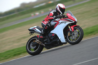 anglesey-photographs;bedford-no-limits-trackday;bedford-trackday-photographs;enduro-digital-images;event-digital-images;eventdigitalimages;no-limits-trackdays;peter-wileman-photography;racing-digital-images;trac-mon;trackday-digital-images;trackday-photos;ty-croes