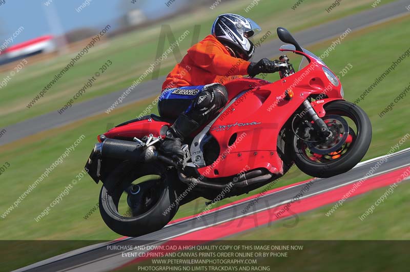 anglesey photographs;bedford no limits trackday;bedford trackday photographs;enduro digital images;event digital images;eventdigitalimages;no limits trackdays;peter wileman photography;racing digital images;trac mon;trackday digital images;trackday photos;ty croes