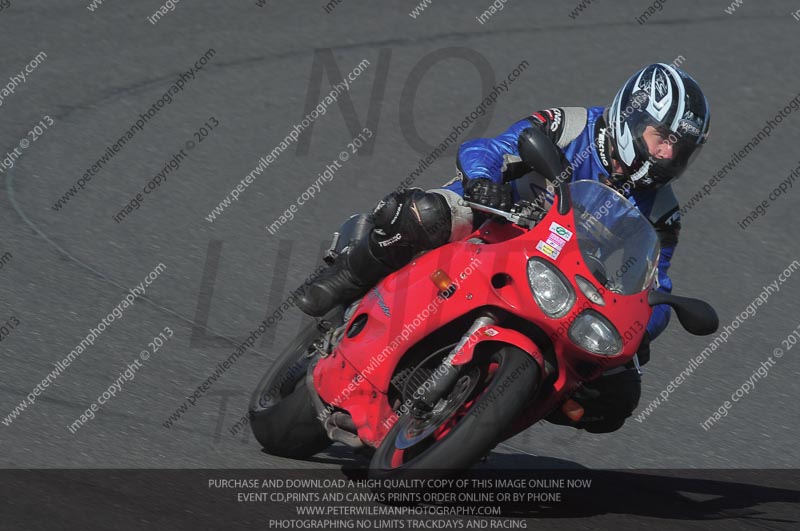 anglesey photographs;bedford no limits trackday;bedford trackday photographs;enduro digital images;event digital images;eventdigitalimages;no limits trackdays;peter wileman photography;racing digital images;trac mon;trackday digital images;trackday photos;ty croes