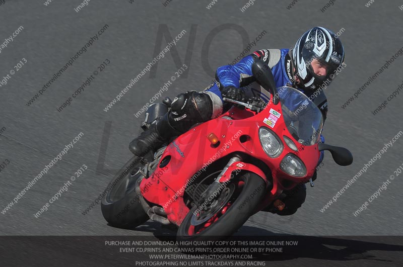 anglesey photographs;bedford no limits trackday;bedford trackday photographs;enduro digital images;event digital images;eventdigitalimages;no limits trackdays;peter wileman photography;racing digital images;trac mon;trackday digital images;trackday photos;ty croes