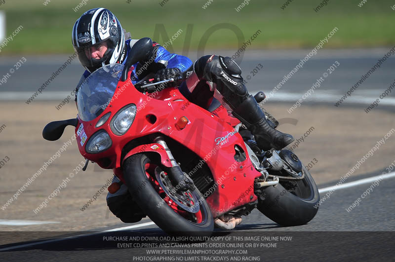anglesey photographs;bedford no limits trackday;bedford trackday photographs;enduro digital images;event digital images;eventdigitalimages;no limits trackdays;peter wileman photography;racing digital images;trac mon;trackday digital images;trackday photos;ty croes