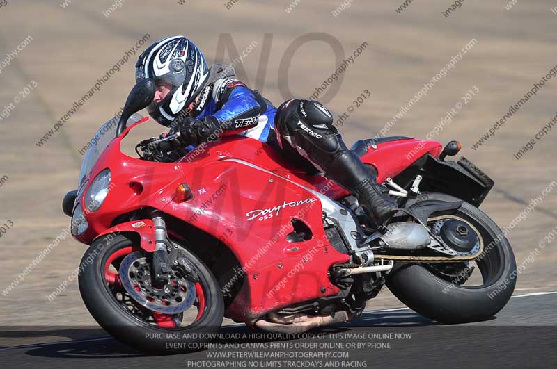 anglesey photographs;bedford no limits trackday;bedford trackday photographs;enduro digital images;event digital images;eventdigitalimages;no limits trackdays;peter wileman photography;racing digital images;trac mon;trackday digital images;trackday photos;ty croes