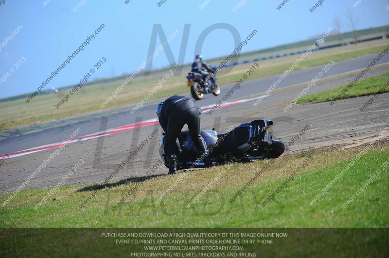 anglesey photographs;bedford no limits trackday;bedford trackday photographs;enduro digital images;event digital images;eventdigitalimages;no limits trackdays;peter wileman photography;racing digital images;trac mon;trackday digital images;trackday photos;ty croes