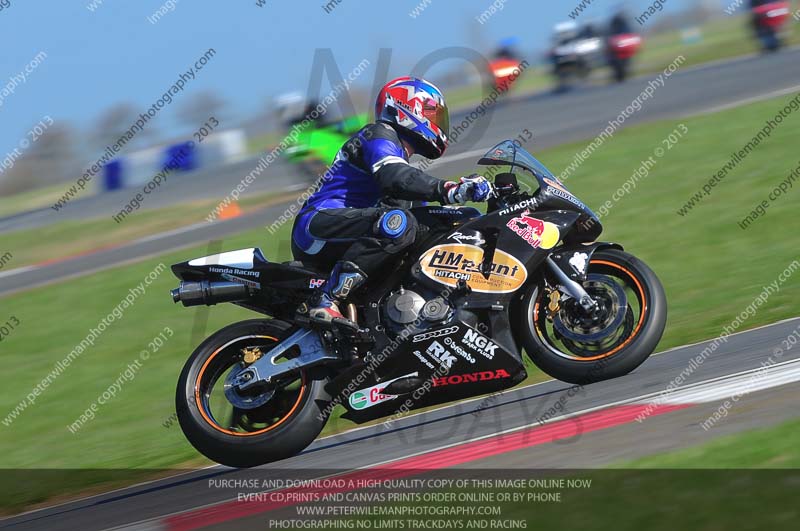 anglesey photographs;bedford no limits trackday;bedford trackday photographs;enduro digital images;event digital images;eventdigitalimages;no limits trackdays;peter wileman photography;racing digital images;trac mon;trackday digital images;trackday photos;ty croes