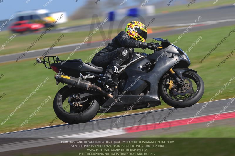 anglesey photographs;bedford no limits trackday;bedford trackday photographs;enduro digital images;event digital images;eventdigitalimages;no limits trackdays;peter wileman photography;racing digital images;trac mon;trackday digital images;trackday photos;ty croes