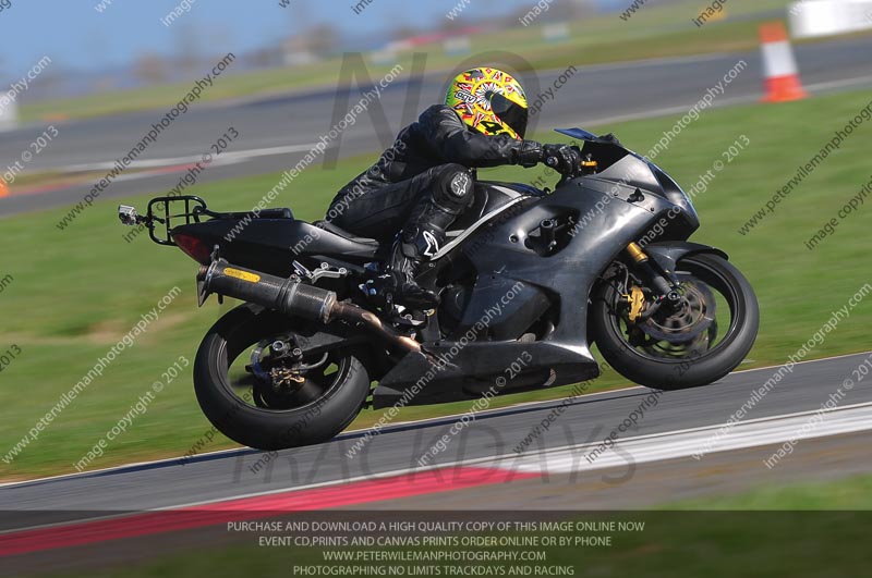 anglesey photographs;bedford no limits trackday;bedford trackday photographs;enduro digital images;event digital images;eventdigitalimages;no limits trackdays;peter wileman photography;racing digital images;trac mon;trackday digital images;trackday photos;ty croes