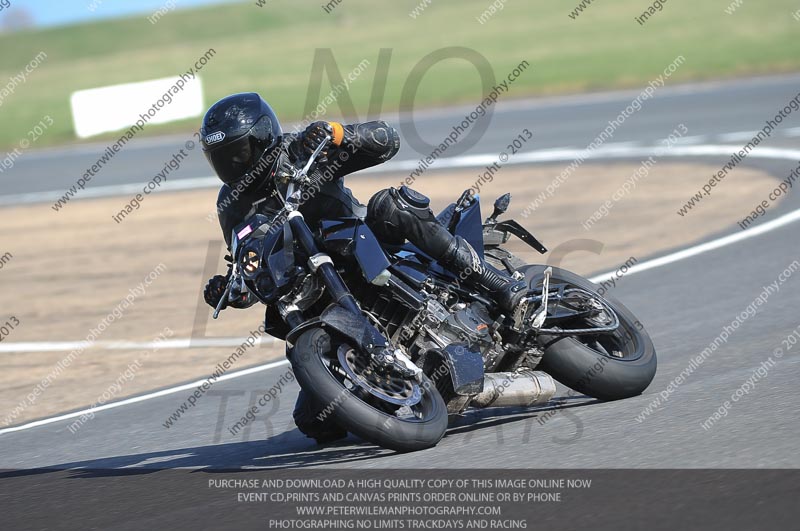 anglesey photographs;bedford no limits trackday;bedford trackday photographs;enduro digital images;event digital images;eventdigitalimages;no limits trackdays;peter wileman photography;racing digital images;trac mon;trackday digital images;trackday photos;ty croes