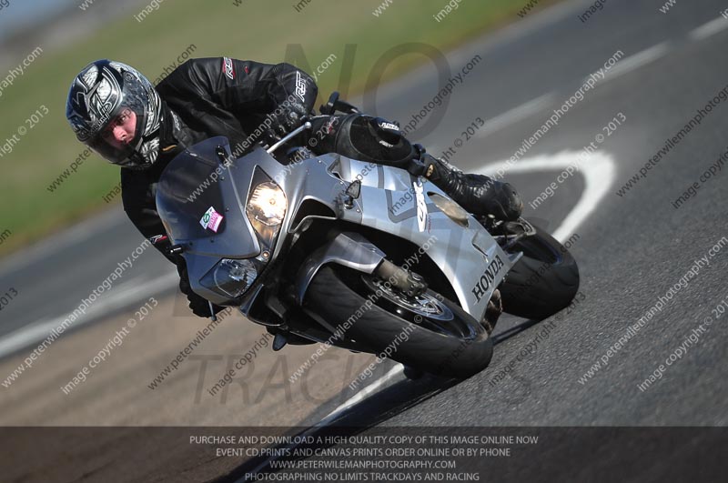 anglesey photographs;bedford no limits trackday;bedford trackday photographs;enduro digital images;event digital images;eventdigitalimages;no limits trackdays;peter wileman photography;racing digital images;trac mon;trackday digital images;trackday photos;ty croes
