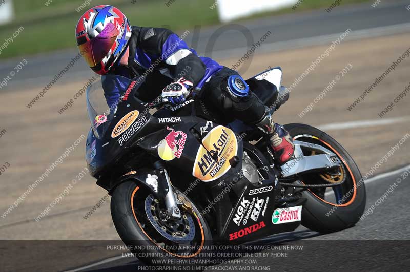 anglesey photographs;bedford no limits trackday;bedford trackday photographs;enduro digital images;event digital images;eventdigitalimages;no limits trackdays;peter wileman photography;racing digital images;trac mon;trackday digital images;trackday photos;ty croes