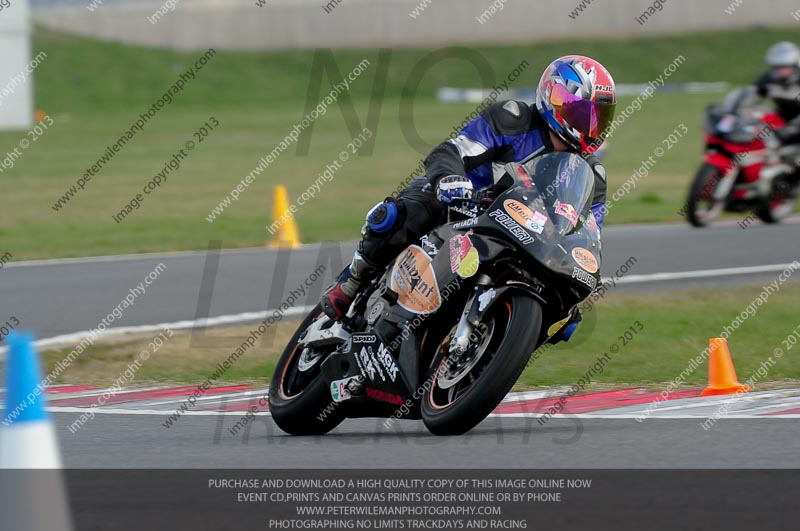 anglesey photographs;bedford no limits trackday;bedford trackday photographs;enduro digital images;event digital images;eventdigitalimages;no limits trackdays;peter wileman photography;racing digital images;trac mon;trackday digital images;trackday photos;ty croes