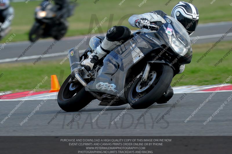 anglesey photographs;bedford no limits trackday;bedford trackday photographs;enduro digital images;event digital images;eventdigitalimages;no limits trackdays;peter wileman photography;racing digital images;trac mon;trackday digital images;trackday photos;ty croes